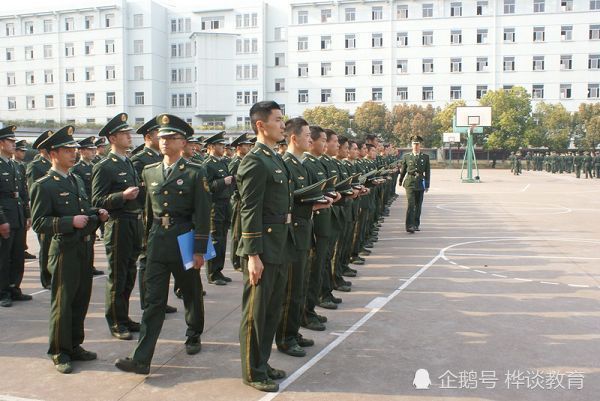 上军校,不花钱的大学梦,还能攒下小金库 上军校,不花钱的大学梦,还能攒下小金库