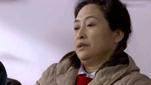 阿姨的困境,两套房都写儿媳名,却惨遭赶出家门 阿姨的困境,两套房都写儿媳名,却惨遭赶出家门