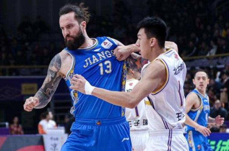 山东vs深圳CBA，一场硬仗背后的门道，你看懂了吗？