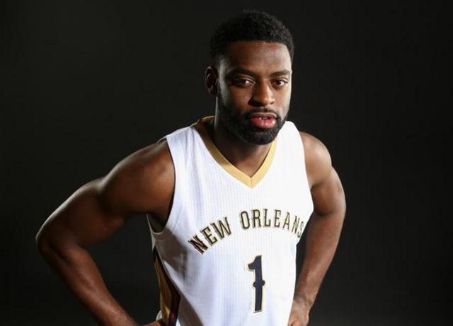 NBA2KOL2泰瑞克·埃文斯好用吗?我的真实体验和思考 NBA2KOL2泰瑞克·埃文斯好用吗?我的真实体验和思考