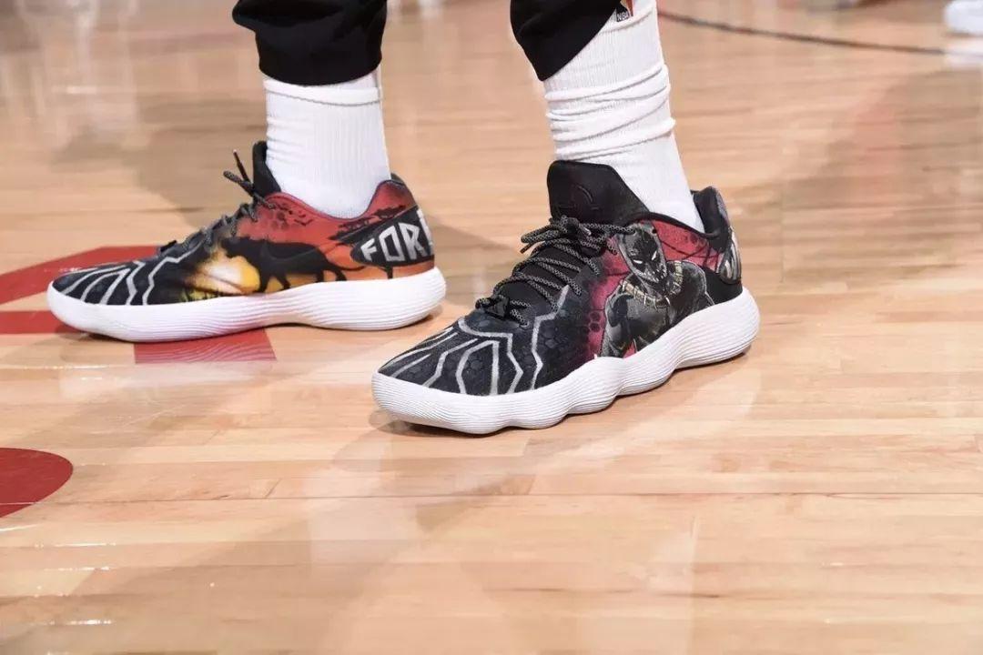 Michael Jordan 什么意思?从篮球之神到品牌符号,一个名字背后的世界 Michael Jordan 什么意思?从篮球之神到品牌符号,一个名字背后的世界
