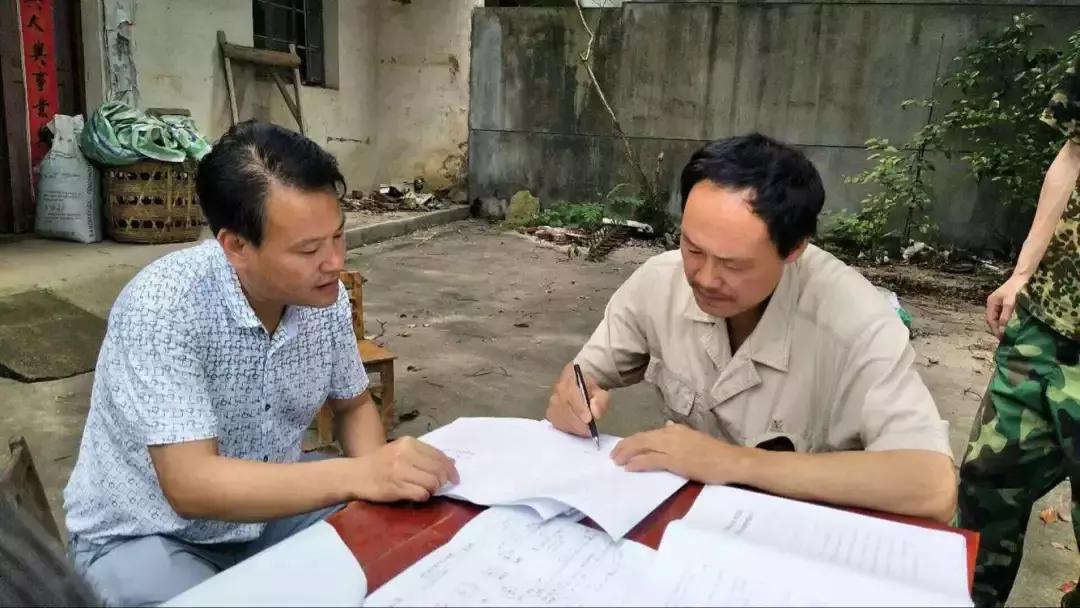 房子刚卖出就遇拆迁,能反悔吗?——一位卖房者的真实经历与法律解析 房子刚卖出就遇拆迁,能反悔吗?——一位卖房者的真实经历与法律解析